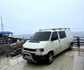 Білий Фольксваген Transporter, об'ємом двигуна 2.5 л та пробігом 60 тис. км за 7000 $, фото 1 на Automoto.ua