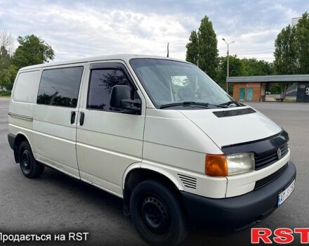 Белый Фольксваген Transporter, объемом двигателя 1.9 л и пробегом 317 тыс. км за 5200 $, фото 2 на Automoto.ua