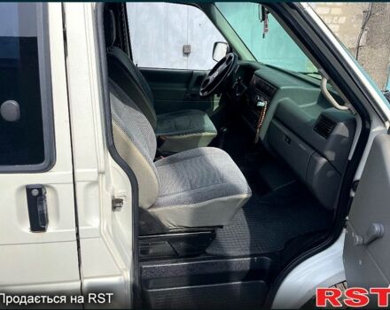 Белый Фольксваген Transporter, объемом двигателя 1.9 л и пробегом 290 тыс. км за 5200 $, фото 6 на Automoto.ua