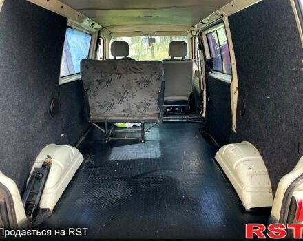 Белый Фольксваген Transporter, объемом двигателя 1.9 л и пробегом 290 тыс. км за 5200 $, фото 4 на Automoto.ua