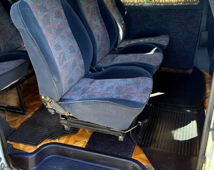 Білий Фольксваген Transporter, об'ємом двигуна 1.9 л та пробігом 277 тис. км за 6000 $, фото 8 на Automoto.ua