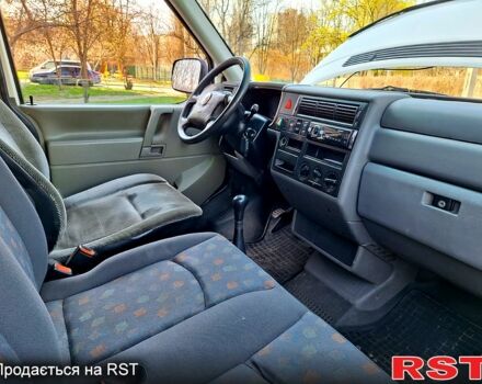 Фольксваген Transporter 2000 в Харькове на Automoto.ua Белый Фольксваген Transporter, объемом двигателя 25 л и пробегом 320 тыс. км за 6600 $, фото 10 на Automoto.ua