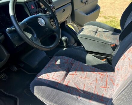 Білий Фольксваген Transporter, об'ємом двигуна 1.9 л та пробігом 277 тис. км за 6000 $, фото 9 на Automoto.ua