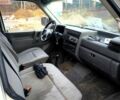 Белый Фольксваген Transporter, объемом двигателя 2.5 л и пробегом 300 тыс. км за 4500 $, фото 2 на Automoto.ua