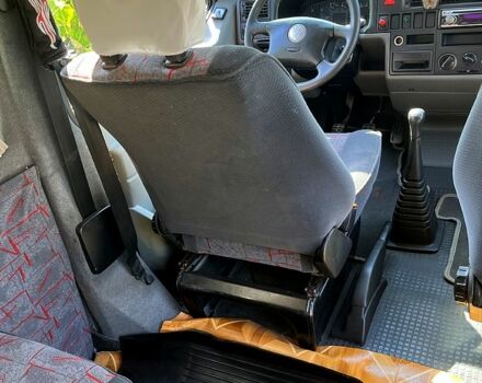 Білий Фольксваген Transporter, об'ємом двигуна 1.9 л та пробігом 277 тис. км за 6000 $, фото 6 на Automoto.ua