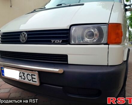 Фольксваген Transporter 2000 в Одессе на Automoto.ua Белый Фольксваген Transporter, объемом двигателя 2.5 л и пробегом 580 тыс. км за 9600 $, фото 1 на Automoto.ua