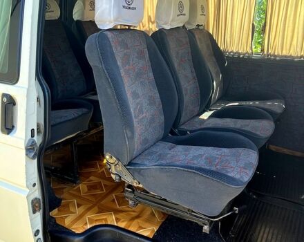 Білий Фольксваген Transporter, об'ємом двигуна 1.9 л та пробігом 277 тис. км за 6000 $, фото 10 на Automoto.ua