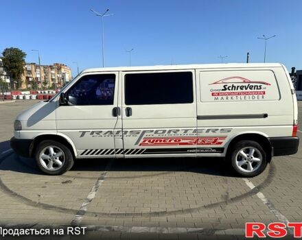 Белый Фольксваген Transporter, объемом двигателя 2.5 л и пробегом 429 тыс. км за 7100 $, фото 1 на Automoto.ua