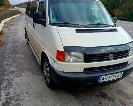 Белый Фольксваген Transporter, объемом двигателя 2.4 л и пробегом 270 тыс. км за 7000 $, фото 1 на Automoto.ua