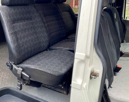 Білий Фольксваген Transporter, об'ємом двигуна 2.5 л та пробігом 280 тис. км за 6200 $, фото 3 на Automoto.ua