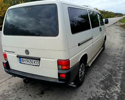 Белый Фольксваген Transporter, объемом двигателя 2.4 л и пробегом 270 тыс. км за 7000 $, фото 2 на Automoto.ua