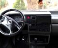 Білий Фольксваген Transporter, об'ємом двигуна 2.5 л та пробігом 355 тис. км за 8500 $, фото 1 на Automoto.ua