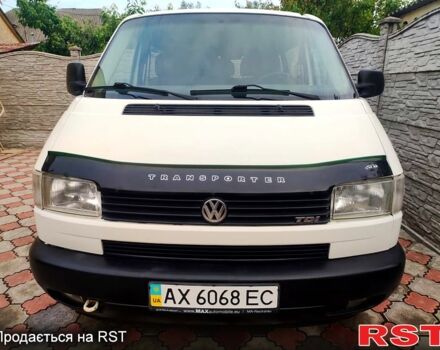 Білий Фольксваген Transporter, об'ємом двигуна 2.5 л та пробігом 340 тис. км за 6200 $, фото 2 на Automoto.ua