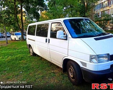 Белый Фольксваген Transporter, объемом двигателя 2.5 л и пробегом 390 тыс. км за 6500 $, фото 2 на Automoto.ua
