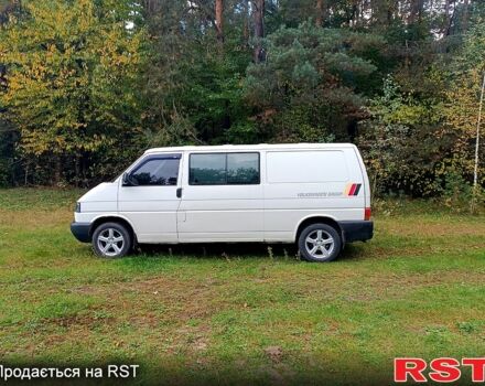 Фольксваген Transporter 2002 в Дубно на Automoto.ua Белый Фольксваген Transporter, объемом двигателя 2.5 л и пробегом 387 тыс. км за 6300 $, фото 2 на Automoto.ua