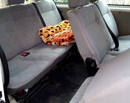 Фольксваген Transporter 2002 в Владимир-Волынский на Automoto.ua Белый Фольксваген Transporter, объемом двигателя 2.5 л и пробегом 355 тыс. км за 8500 $, фото 5 на Automoto.ua