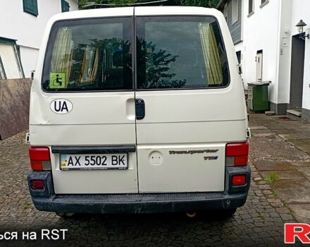 Белый Фольксваген Transporter, объемом двигателя 2.5 л и пробегом 385 тыс. км за 6100 $, фото 3 на Automoto.ua