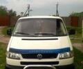 Білий Фольксваген Transporter, об'ємом двигуна 2.5 л та пробігом 280 тис. км за 9850 $, фото 2 на Automoto.ua