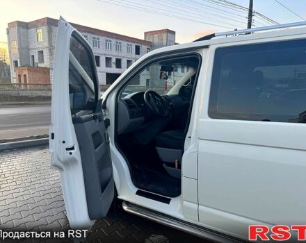 Білий Фольксваген Transporter, об'ємом двигуна 1.9 л та пробігом 357 тис. км за 8555 $, фото 4 на Automoto.ua