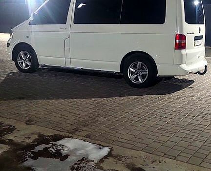 Белый Фольксваген Transporter, объемом двигателя 1.9 л и пробегом 350 тыс. км за 7777 $, фото 3 на Automoto.ua