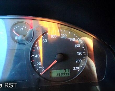 Белый Фольксваген Transporter, объемом двигателя 1.9 л и пробегом 260 тыс. км за 9300 $, фото 8 на Automoto.ua