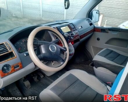 Білий Фольксваген Transporter, об'ємом двигуна 2.5 л та пробігом 350 тис. км за 8000 $, фото 2 на Automoto.ua