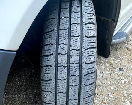 Белый Фольксваген Transporter, объемом двигателя 1.9 л и пробегом 208 тыс. км за 10200 $, фото 11 на Automoto.ua