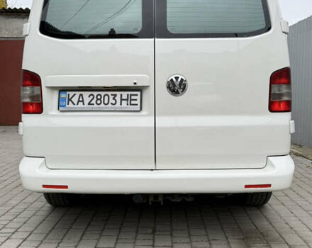 Білий Фольксваген Transporter, об'ємом двигуна 2.5 л та пробігом 279 тис. км за 11000 $, фото 2 на Automoto.ua