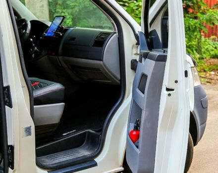 Белый Фольксваген Transporter, объемом двигателя 1.9 л и пробегом 311 тыс. км за 10500 $, фото 7 на Automoto.ua