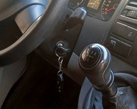 Білий Фольксваген Transporter, об'ємом двигуна 2 л та пробігом 280 тис. км за 12000 $, фото 8 на Automoto.ua