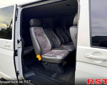 Белый Фольксваген Transporter, объемом двигателя 2 л и пробегом 380 тыс. км за 13600 $, фото 3 на Automoto.ua