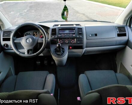 Білий Фольксваген Transporter, об'ємом двигуна 2 л та пробігом 255 тис. км за 11650 $, фото 6 на Automoto.ua