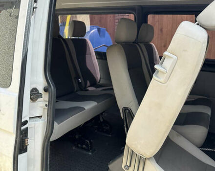 Білий Фольксваген Transporter, об'ємом двигуна 1.97 л та пробігом 280 тис. км за 16000 $, фото 9 на Automoto.ua