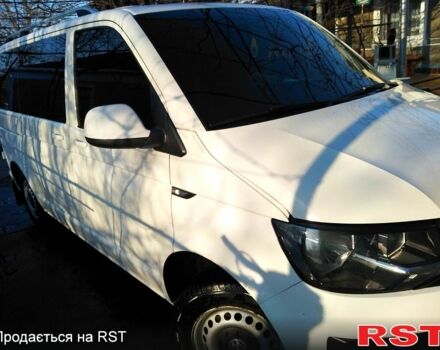 Белый Фольксваген Transporter, объемом двигателя 2 л и пробегом 300 тыс. км за 15000 $, фото 1 на Automoto.ua