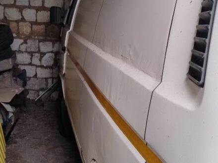 Белый Фольксваген Transporter, объемом двигателя 1.6 л и пробегом 27 тыс. км за 2129 $, фото 1 на Automoto.ua