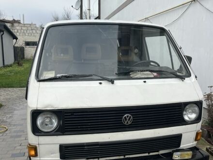Белый Фольксваген Transporter, объемом двигателя 1.6 л и пробегом 380 тыс. км за 800 $, фото 1 на Automoto.ua