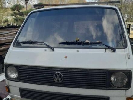 Білий Фольксваген Transporter, об'ємом двигуна 1.9 л та пробігом 300 тис. км за 1950 $, фото 1 на Automoto.ua