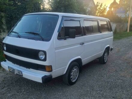 Белый Фольксваген Transporter, объемом двигателя 1.9 л и пробегом 333 тыс. км за 3300 $, фото 1 на Automoto.ua
