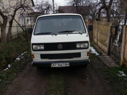 Білий Фольксваген Transporter, об'ємом двигуна 1.59 л та пробігом 300 тис. км за 3200 $, фото 1 на Automoto.ua