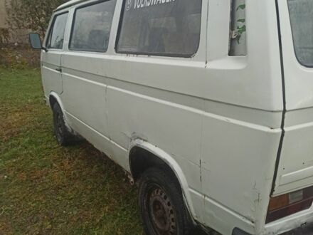 Белый Фольксваген Transporter, объемом двигателя 9 л и пробегом 321 тыс. км за 1250 $, фото 1 на Automoto.ua