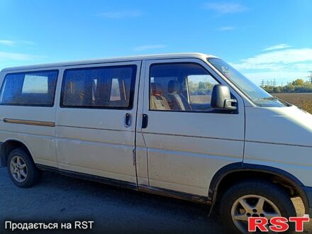 Фольксваген Transporter 1991 у Светловдске на Automoto.ua Білий Фольксваген Transporter, об'ємом двигуна 19 л та пробігом 300 тис. км за 3000 $, фото 1 на Automoto.ua