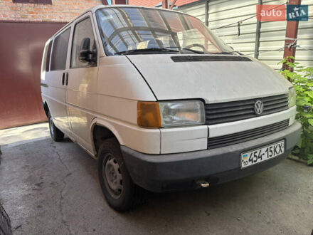 Фольксваген Transporter 1991 у Белой Церкве на Automoto.ua Білий Фольксваген Transporter, об'ємом двигуна 1.9 л та пробігом 331 тис. км за 4000 $, фото 1 на Automoto.ua