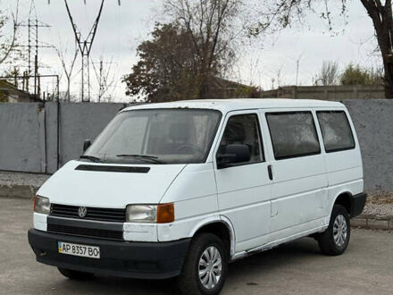 Белый Фольксваген Transporter, объемом двигателя 1.9 л и пробегом 600 тыс. км за 2600 $, фото 1 на Automoto.ua