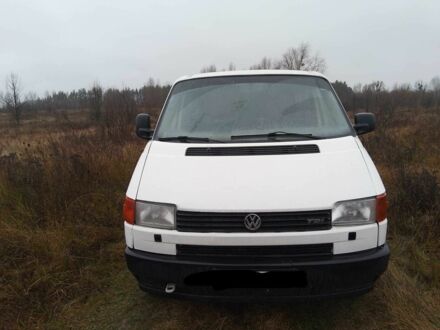 Белый Фольксваген Transporter, объемом двигателя 2.4 л и пробегом 500 тыс. км за 3600 $, фото 1 на Automoto.ua