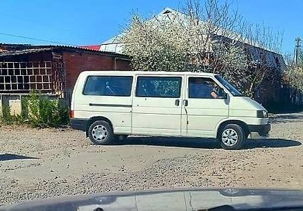 Фольксваген Transporter 1994 в Могилев-Подольском на Automoto.ua Белый Фольксваген Transporter, объемом двигателя 2.4 л и пробегом 400 тыс. км за 4500 $, фото 1 на Automoto.ua