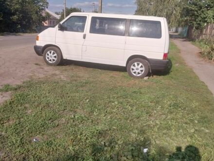 Белый Фольксваген Transporter, объемом двигателя 2.4 л и пробегом 380 тыс. км за 4286 $, фото 1 на Automoto.ua
