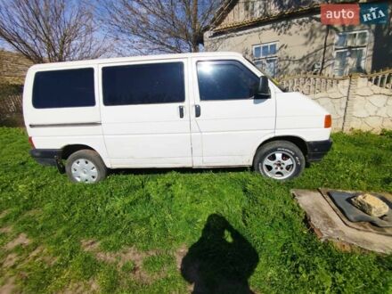 Білий Фольксваген Transporter, об'ємом двигуна 2.4 л та пробігом 575 тис. км за 4000 $, фото 1 на Automoto.ua