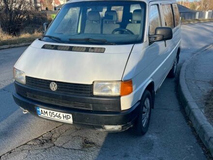 Белый Фольксваген Transporter, объемом двигателя 1.9 л и пробегом 581 тыс. км за 3500 $, фото 1 на Automoto.ua