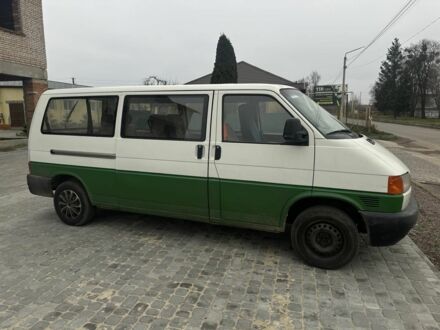 Белый Фольксваген Transporter, объемом двигателя 2.5 л и пробегом 411 тыс. км за 2699 $, фото 1 на Automoto.ua