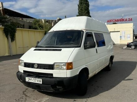 Білий Фольксваген Transporter, об'ємом двигуна 2.4 л та пробігом 299 тис. км за 2350 $, фото 1 на Automoto.ua